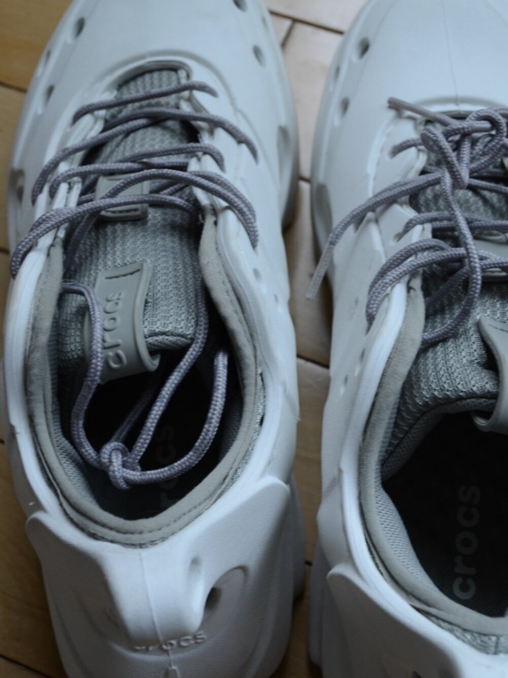 Crocs Men's Nova Trek in Almost White Multi M9 W11 - Picture 4 of 13